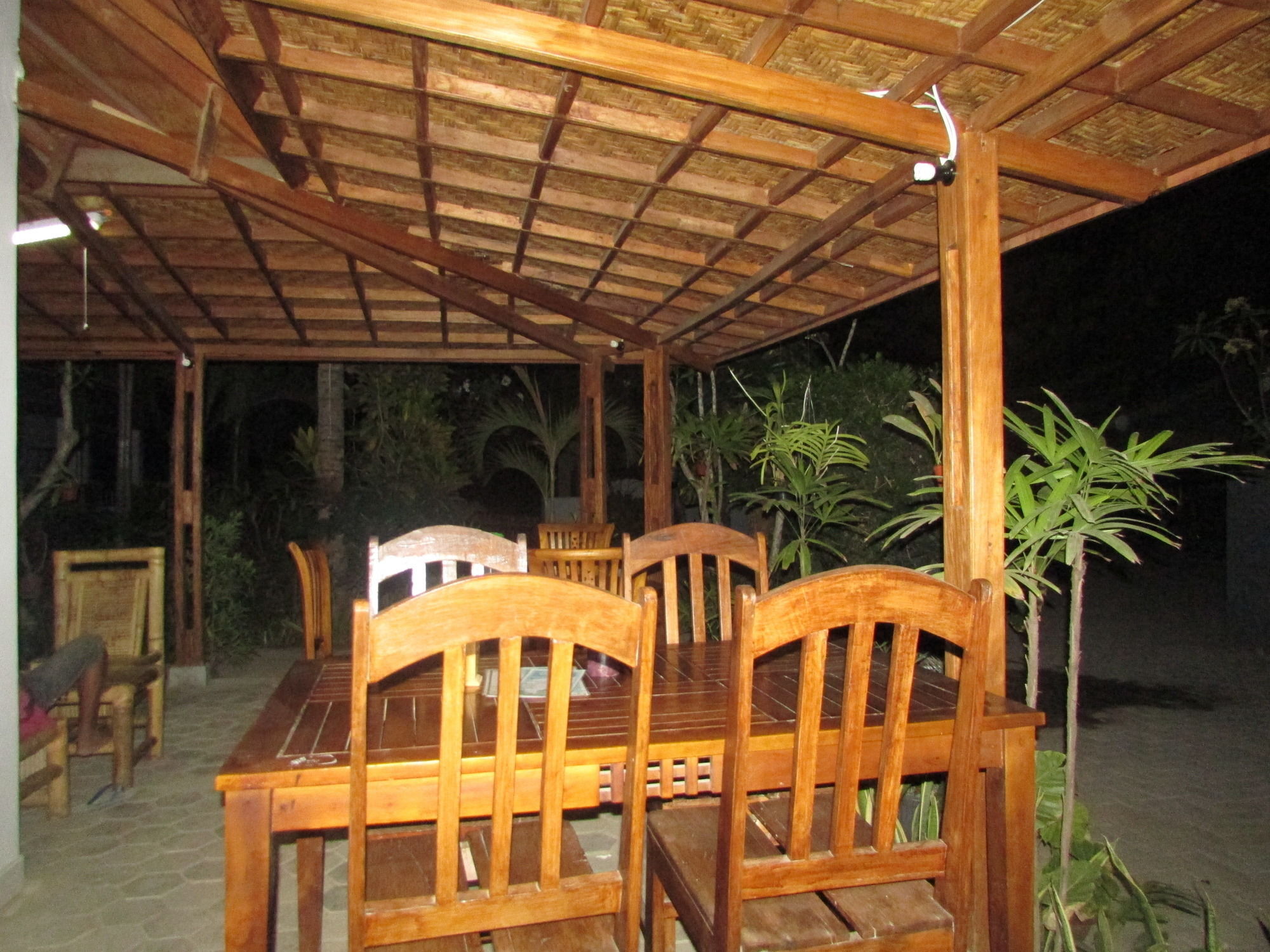 Friends Beach Hotel Kuta  Extérieur photo