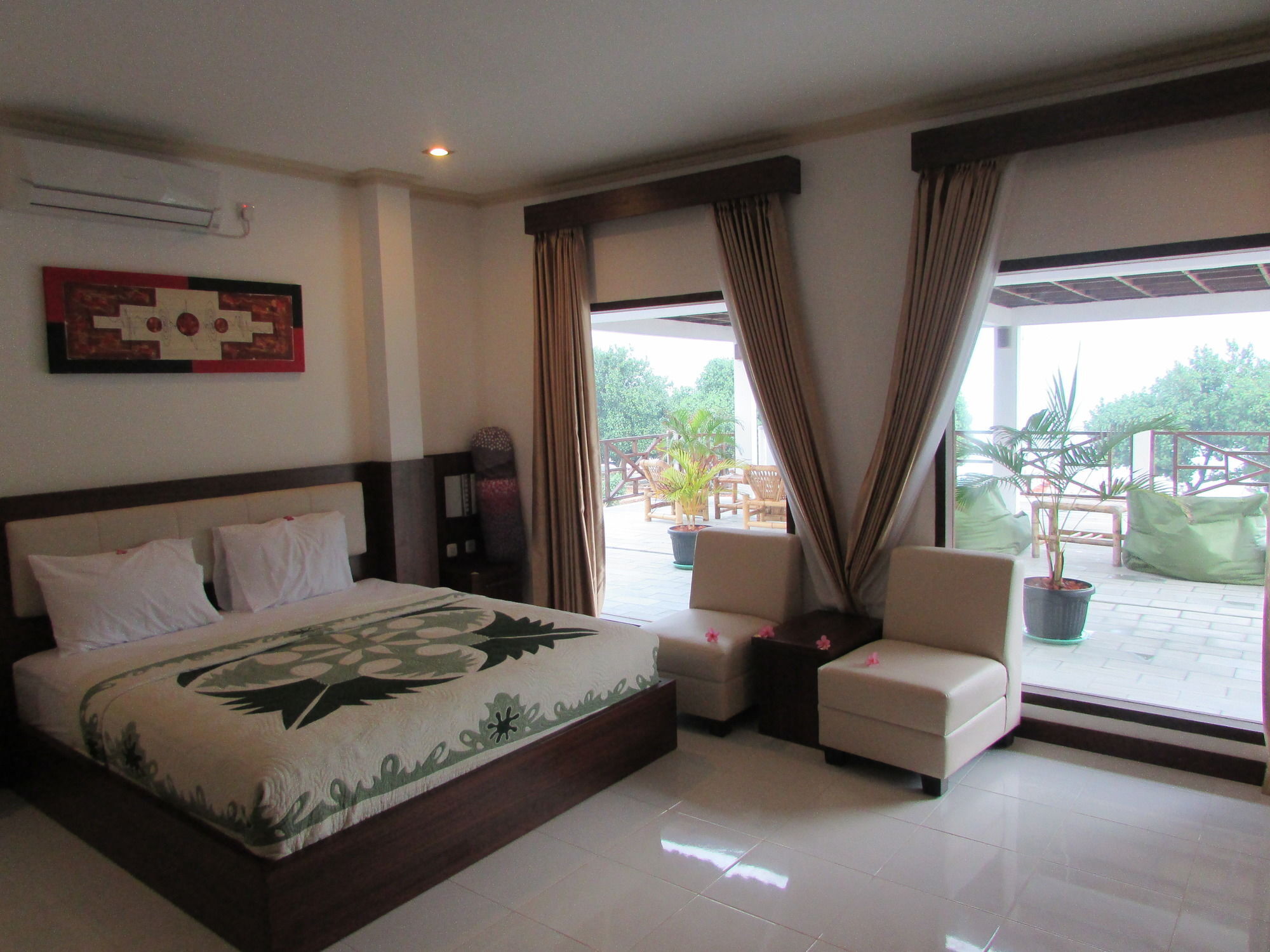 Friends Beach Hotel Kuta  Extérieur photo