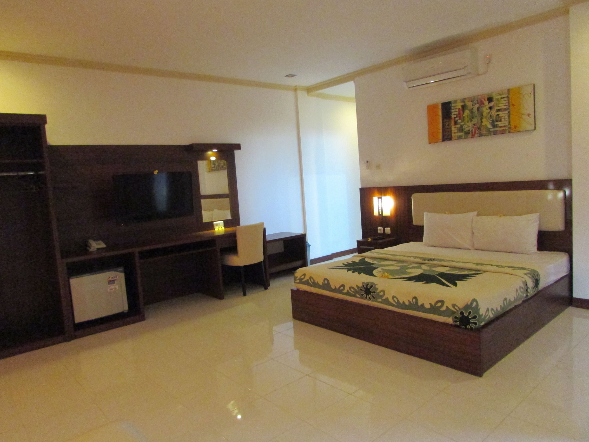 Friends Beach Hotel Kuta  Extérieur photo